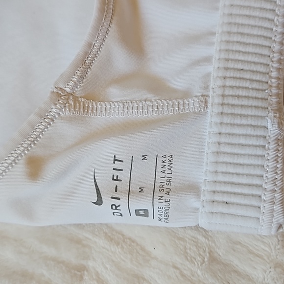 Nike High Impact Sports Bra - Picture 3 of 3